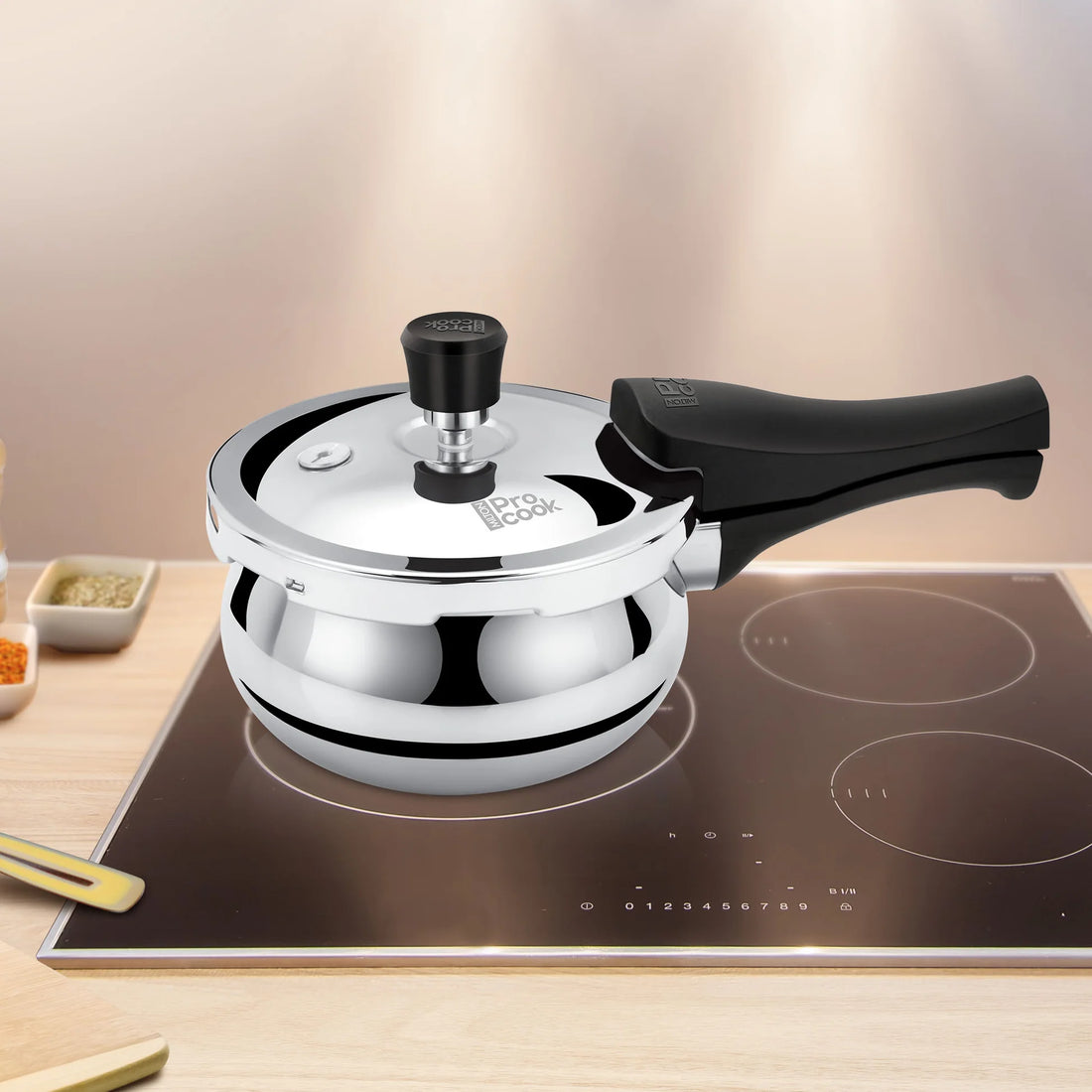Milton ProCook Tri-Ply Curve Pressure Cooker